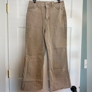 Zenana Outfitters Boutique Haddie Frayed Hem Jeans NWT